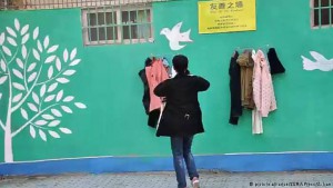 wall-of-kindness-China3