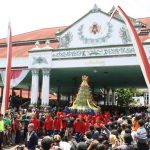 Peringati Kelahiran Nabi Muhammad, Ribuan Warga Saksikan Grebek Maulud di Yogyakarta