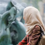 KISAH NYATA — Doktor Wanita Jerman Tersentuh Surah Al Fatihah dan Akhlak Fathimah