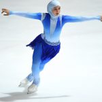 Zahra lari, Atlet Wanita Seluncur Es Pertama di Dunia yang Mengenakan Hijab: Saya Ingin Menunjukkan kepada Dunia Bahwa Para Wanita Kuat dan Tak Terbendung