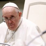 Paus Fransiskus Berharap agar Negara-Negara Mau Menerima Pengungsi Afghanistan